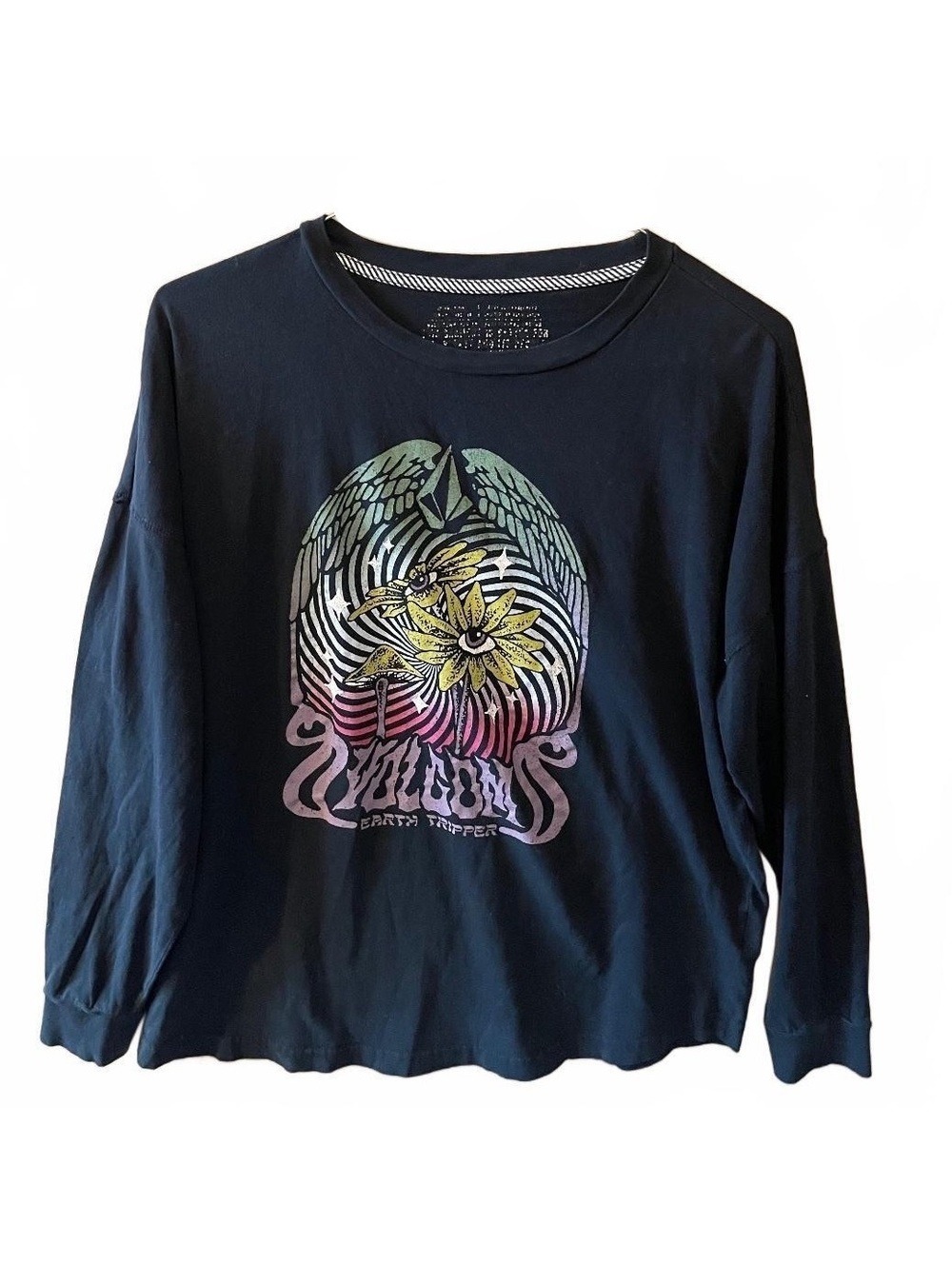 Volcom size M Earth Tripper Black Long Sleeve Graphic T-Shirt